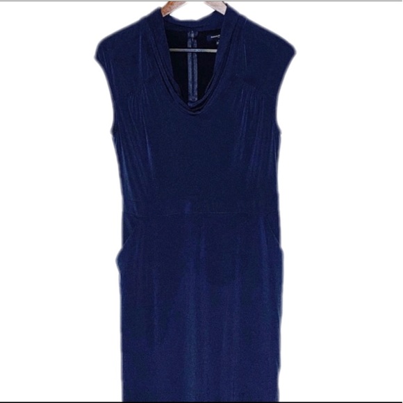 Banana Republic Dresses & Skirts - Banana Republic Dress Navy w/Pockets - Sz 8